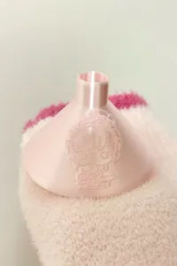 z缝设置在背面