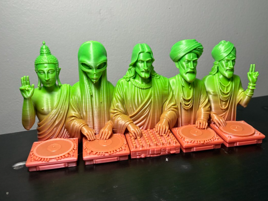 Cosmic DJ Crew: Universal Frequency