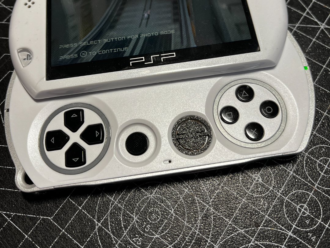 PSP Go Start/Select button