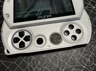 PSP Go Start/Select button