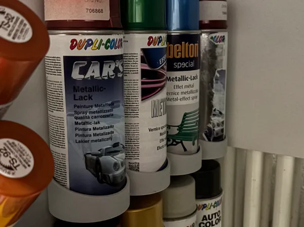 Support mural pour bombes de peinture (4x69mm)