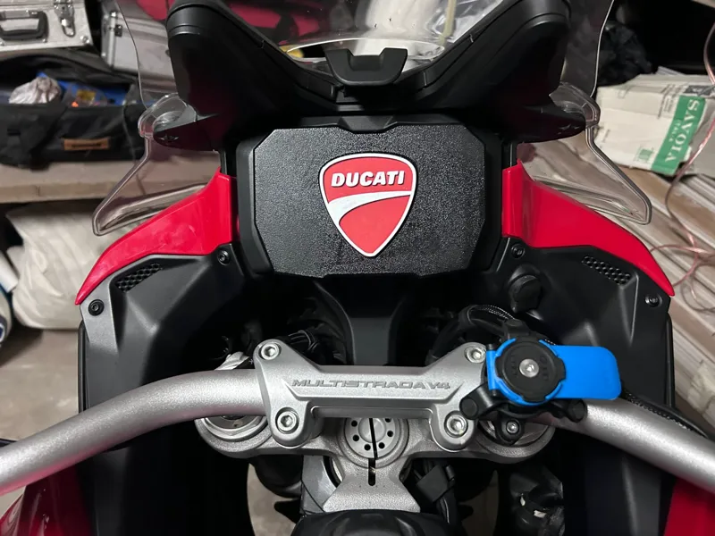 Cover display ducati multistrada v4