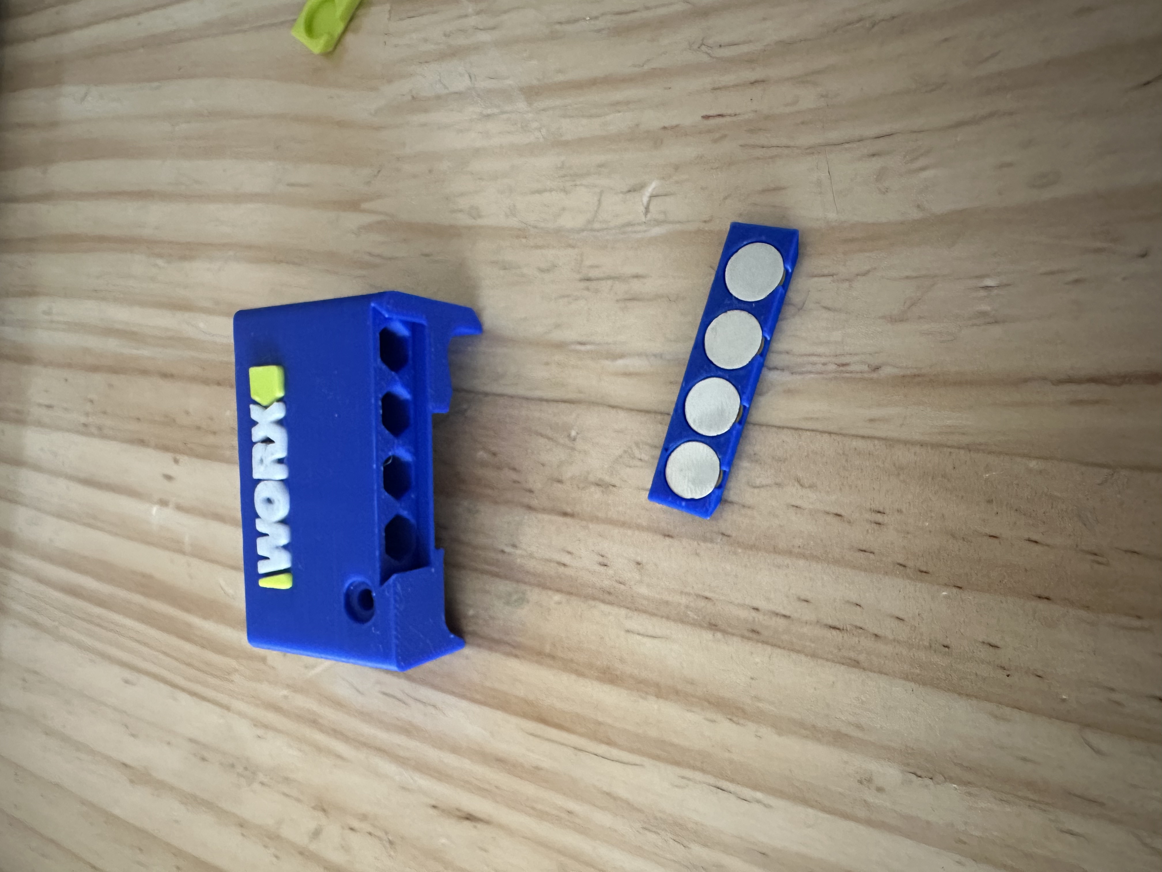 Miniatura 3 do modelo 3D 威克士WU138批头夹-磁吸批头-多色已分件打印