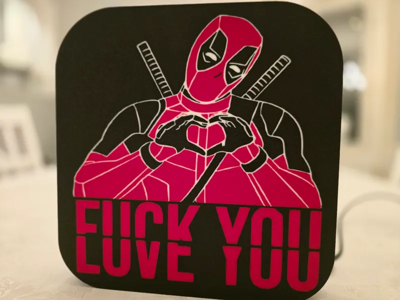 Deadpools Valentine lightbox