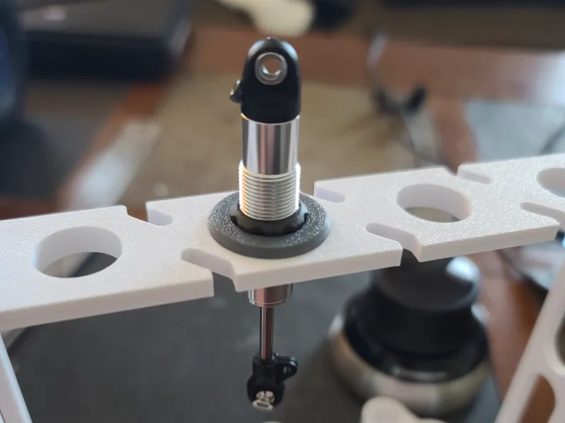Vanquish S8E shock bushing