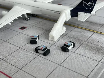Modelo para impresión 3D: 1:400 Police Car — vista de referencia 3