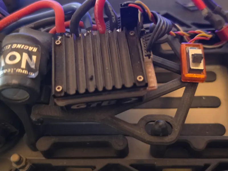 TLR 22 2.0 Shorty Battery Conversion
