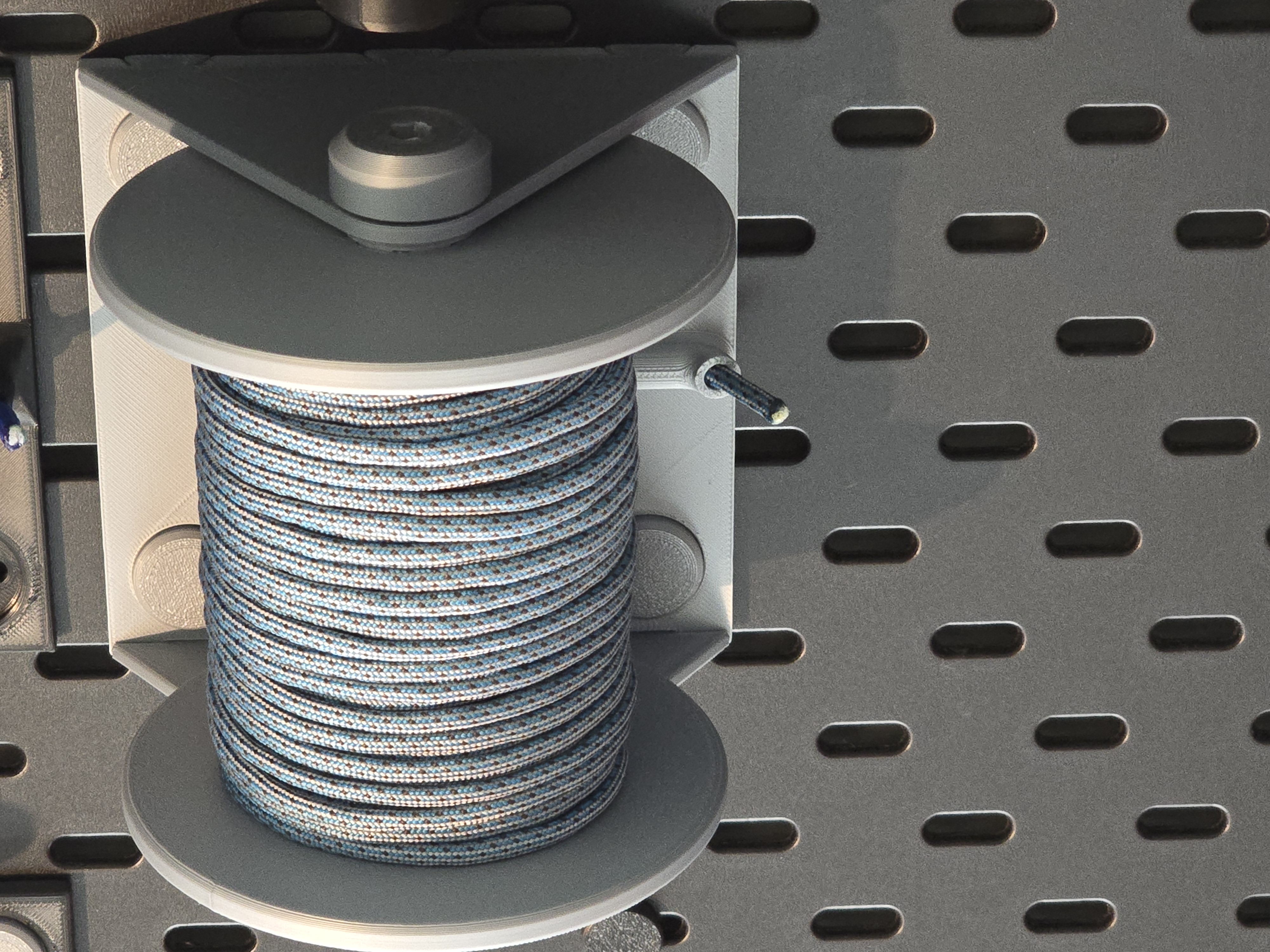 Miniatura 2 do modelo 3D Paracord Spool