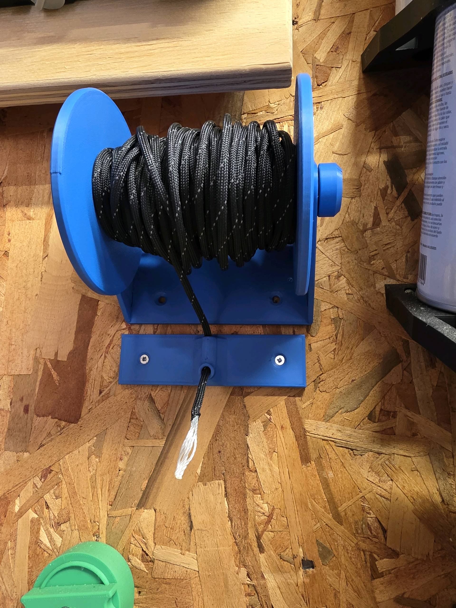 Miniatura 6 do modelo 3D Paracord Spool