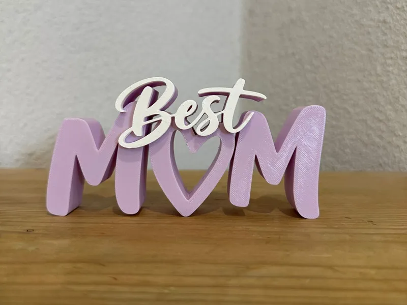 Best Mom Schriftzug mit Herz