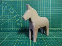 Cheval de Dalécarlie low poly symétrique — photo 4