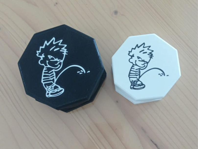 Grinder picador de hierbas Niño meón