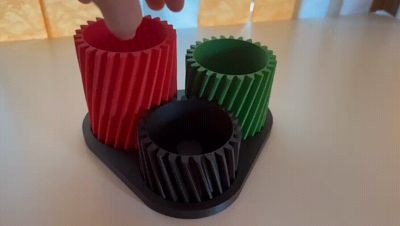 Geared Desktop Organizer