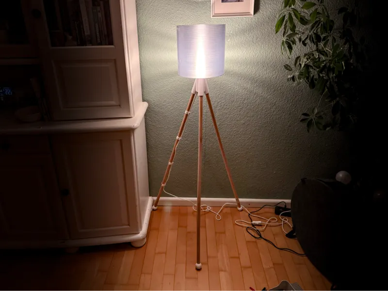 Stehlampe