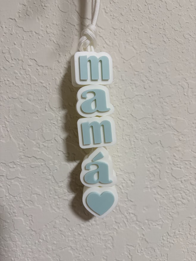 Miniatura 2 do modelo 3D Mama Bag Charm