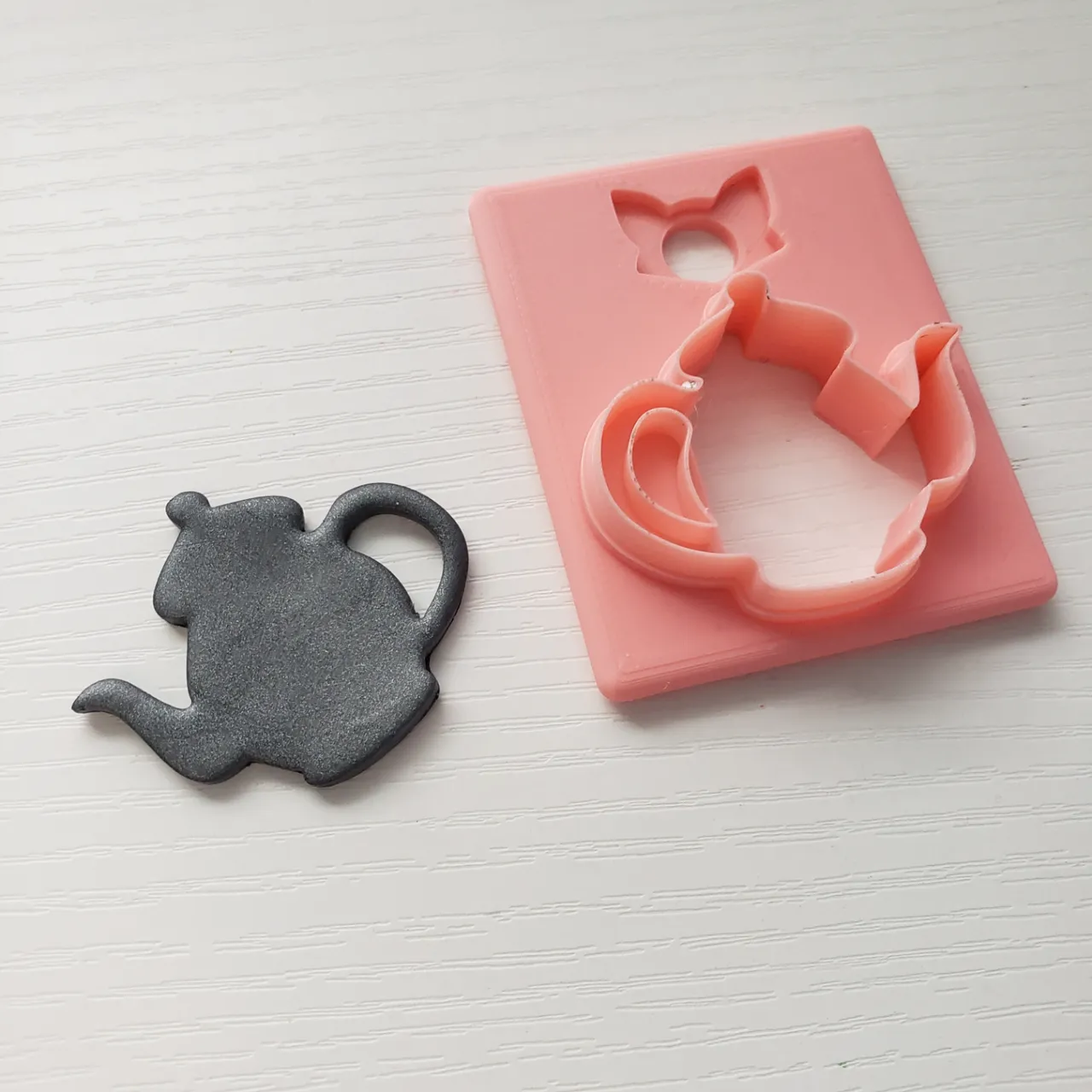 Tea Pot Polymer Clay Earring Cutter view 4