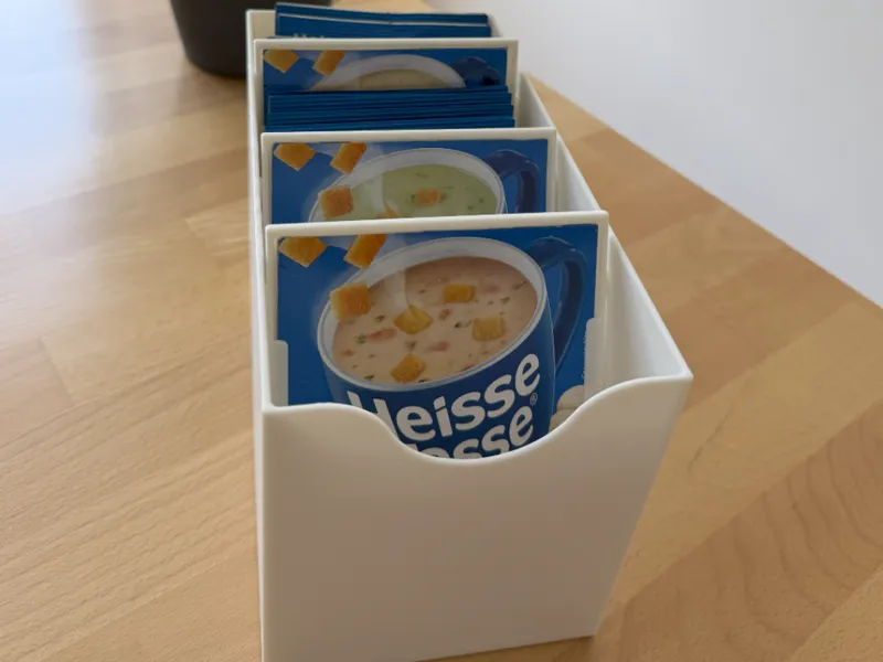 Heisse Tasse Organiser mit Trennstegen