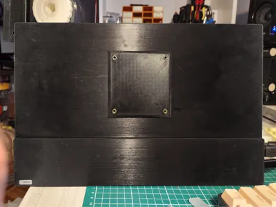 Vesa 75x75 for portable monitors
