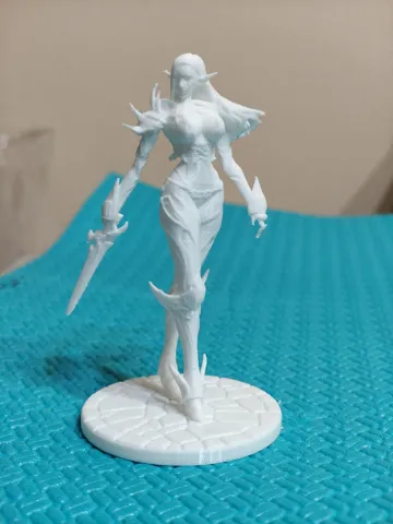 Figura decorativa: Lineage 2 Interlude female Elf warrior — vista de referencia 2