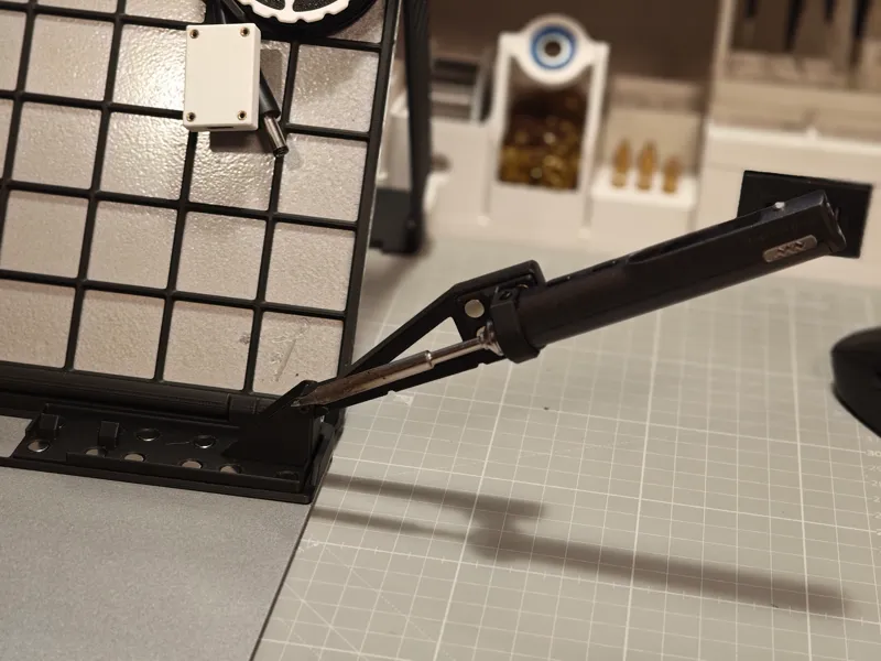 SOLDR - Holder for TS100 soldering iron