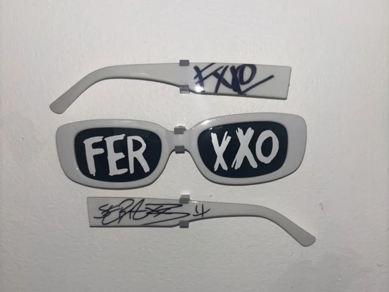 Glasses Display Wall Mount