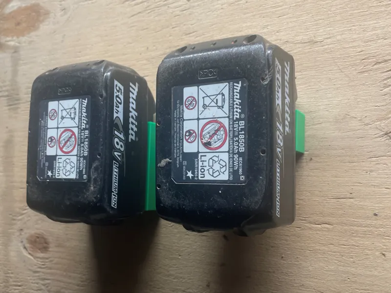 Wandhalter für Makita 18V Akkus