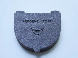 Mouthguard  / Denture Holder – Hygienic Stand