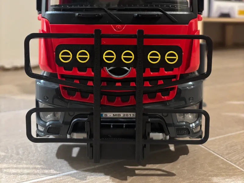 Bullbar for Bruder Trucks with lights