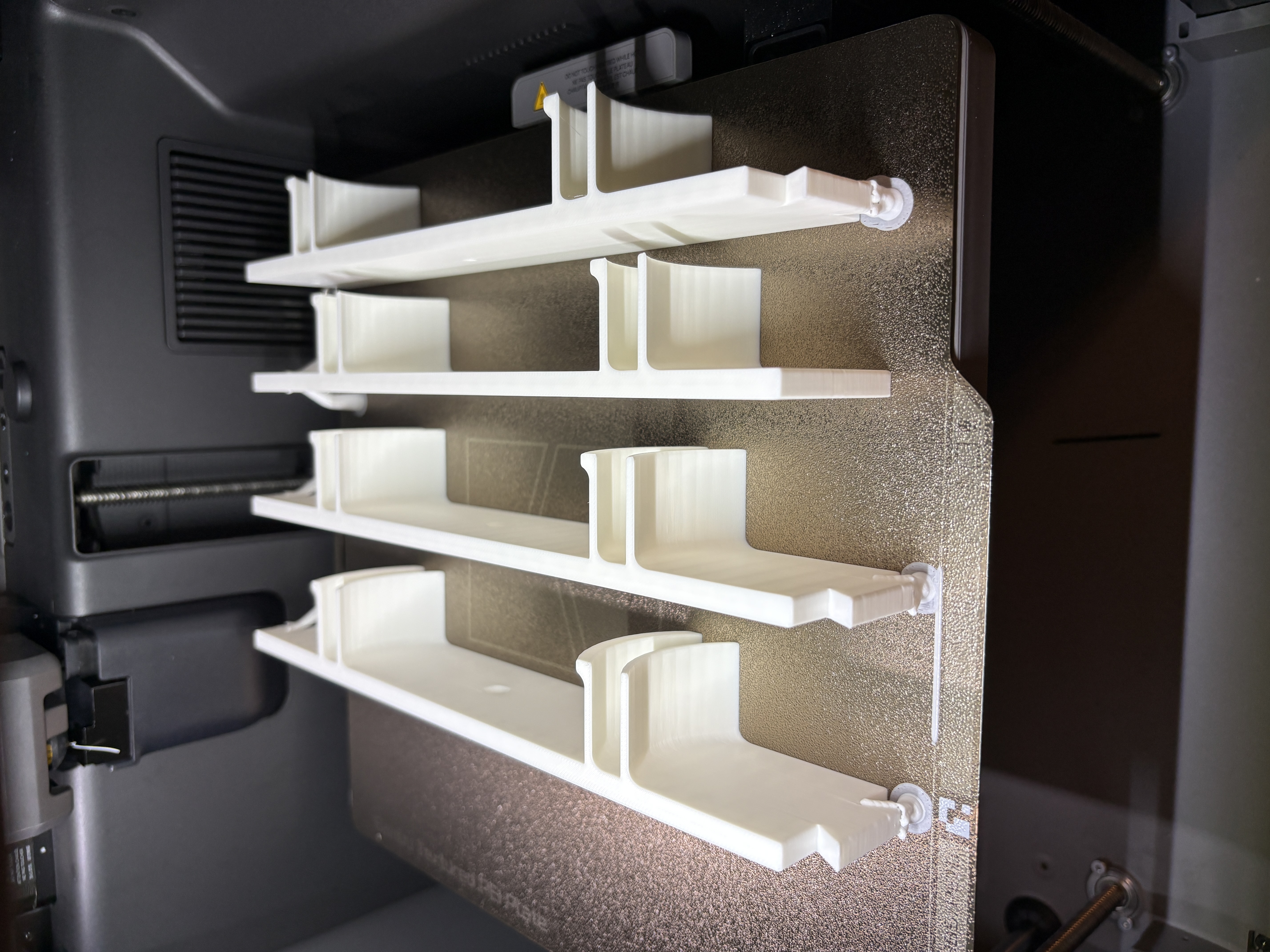 Miniatura 1 do modelo 3D Modular Wide-Spacing Baseball Cap Rack