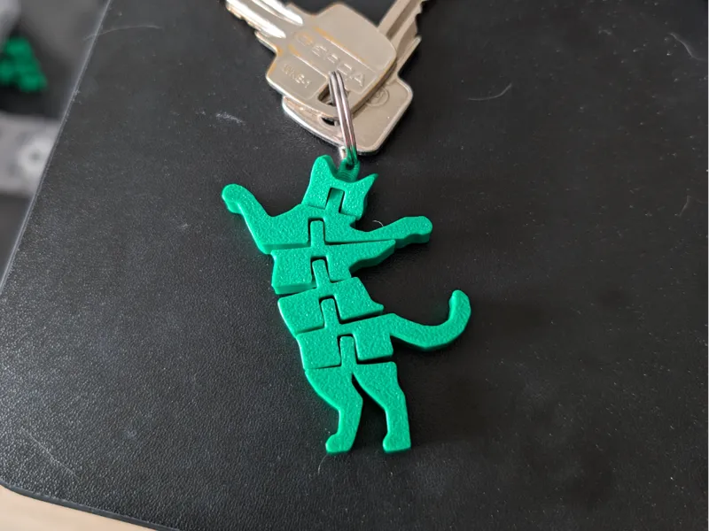 Dancing cat keychain flexi