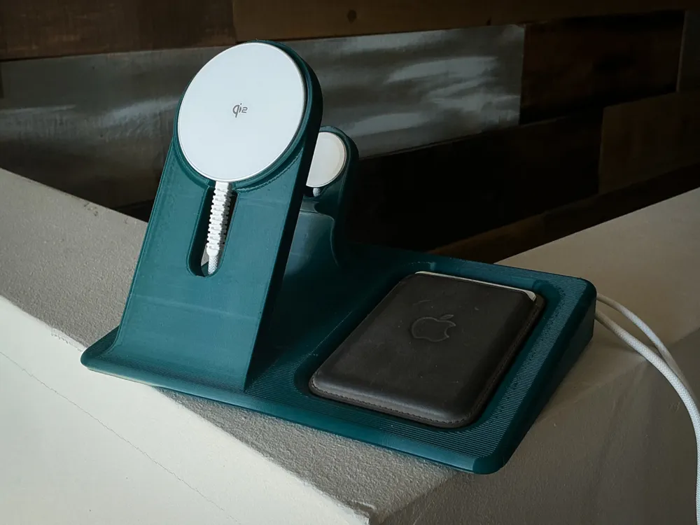 iPhone & Watch Base Station (ESR HaloLock Qi2) - Free 3D Print Model ...