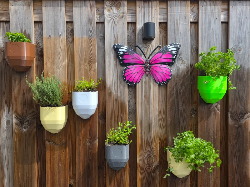 Fence-Mount Herb Pot (for 135mm fence boards)