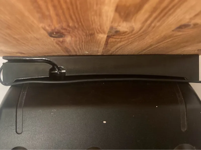 Logitech G920 pedal backstop with screwholes
