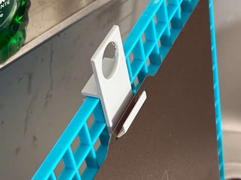 PEI plate washing holder with hook
