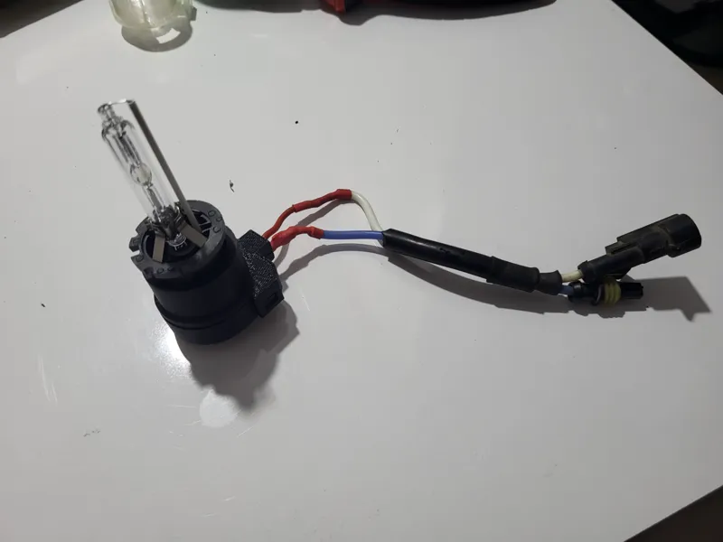 Infiniti FX35 Headlight Bulb Socket