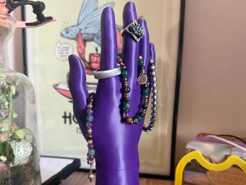 Jewellery Hand