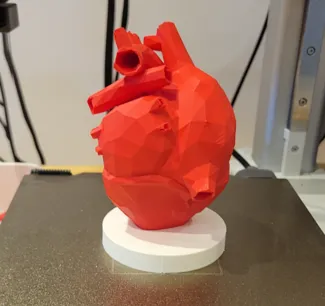Low poly heart stand