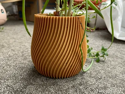 Small Wavey Planter