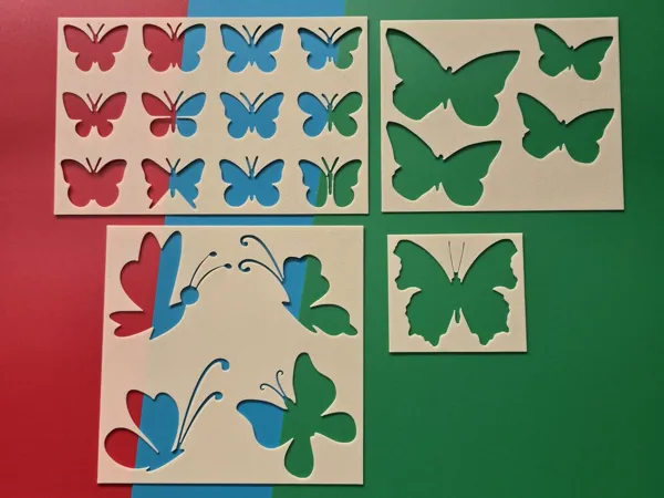 Pochoirs papillons pour dessin et peinture