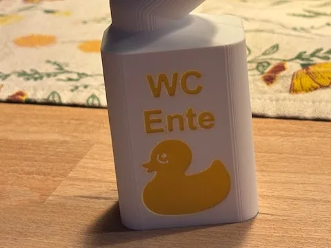 WC Ente Dekoration/ Toilet duck cleaner bottle
