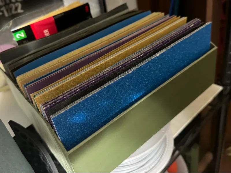 Sandpaper holder
