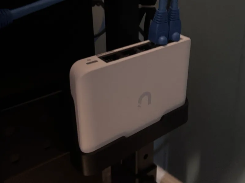 UniFi Flex 2.5 Mini Wall Mount