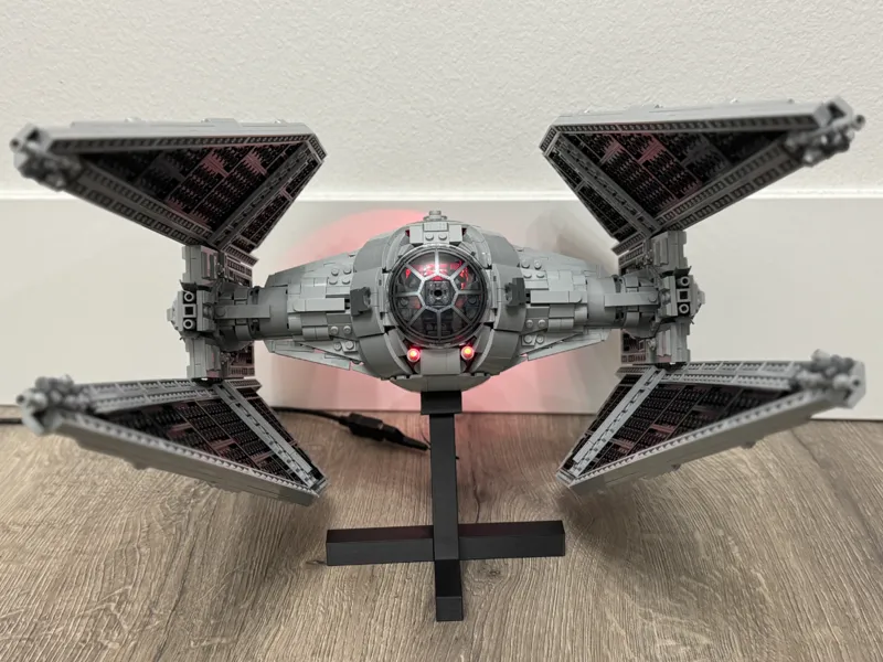UCS Display Stand - TIE Interceptor (75382)