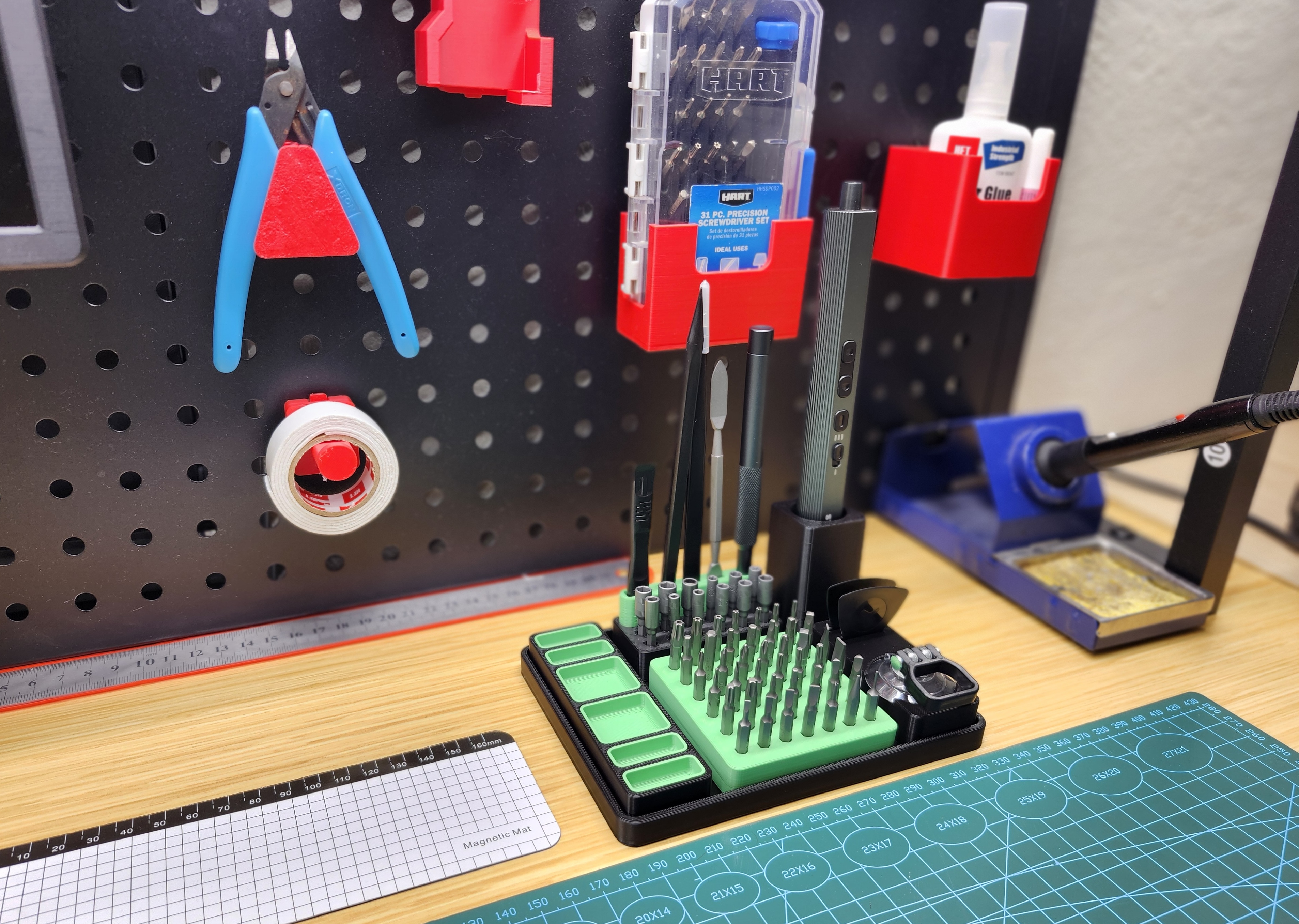 Miniatura 1 do modelo 3D MODULAR DESK ORGANIZER