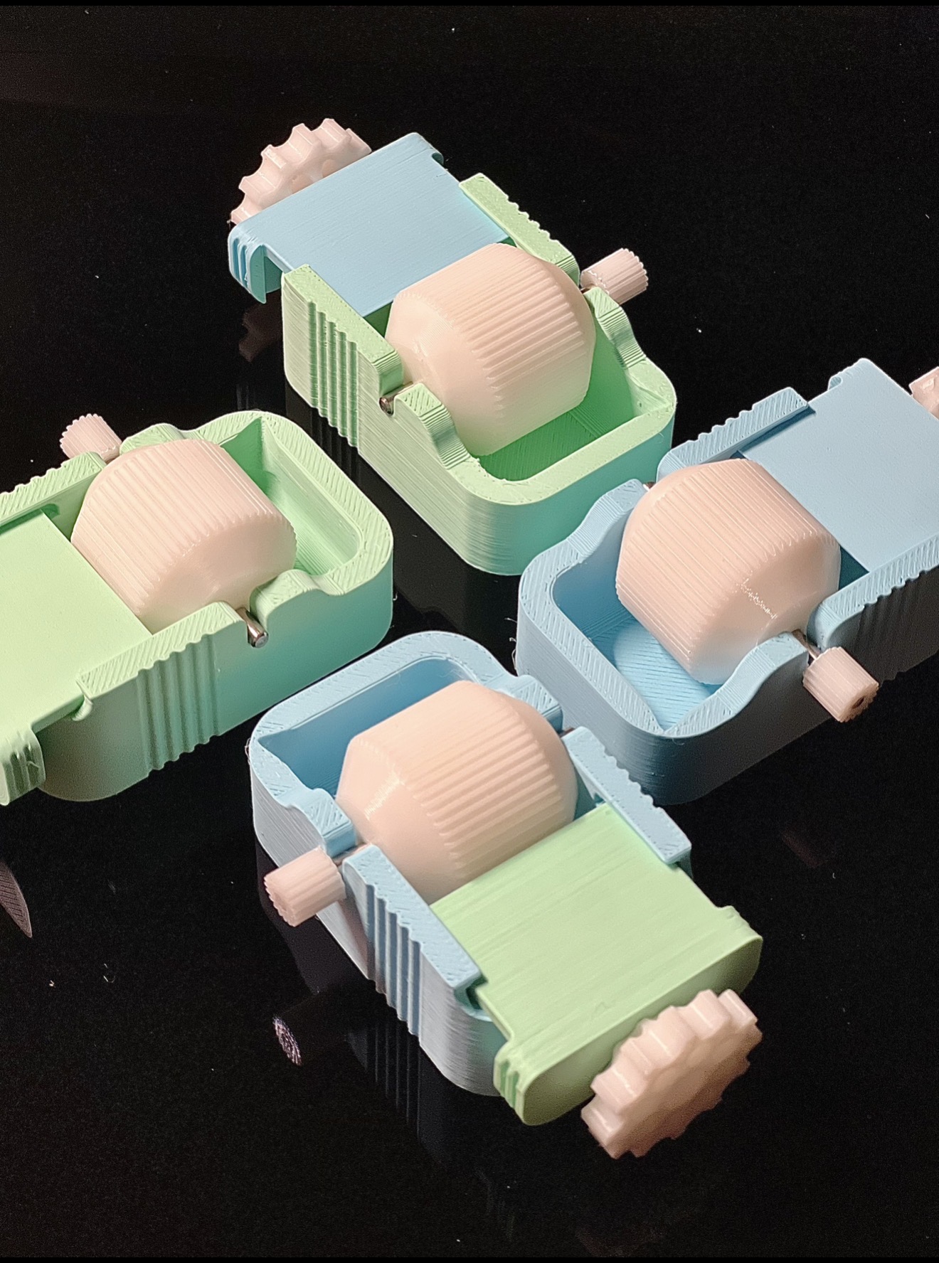 Miniatura 1 do modelo 3D 笨皮匠边油盒 边油斗 边油工具 手工皮具