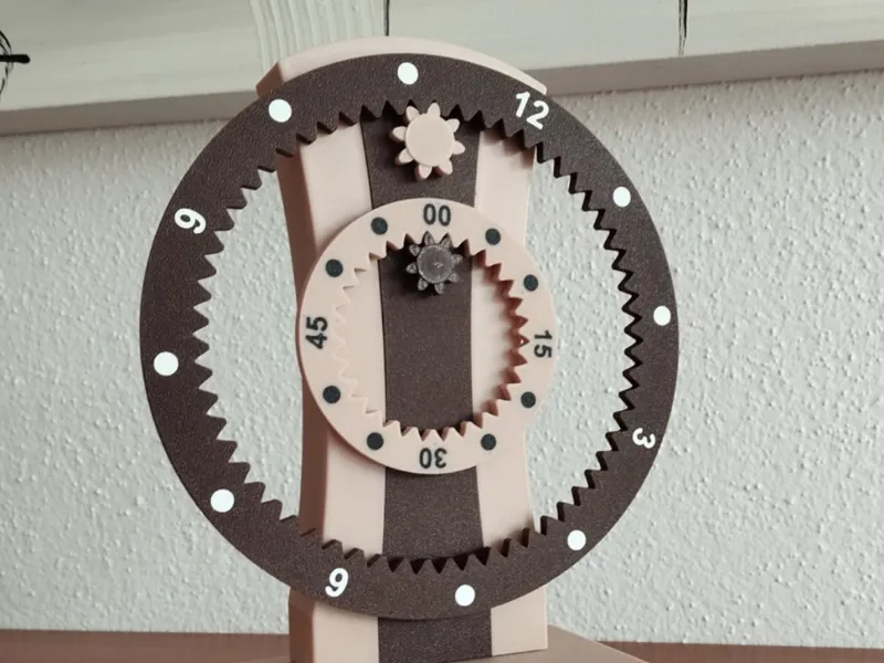Hanging Gear Clock