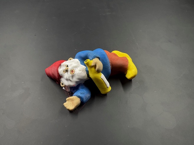 Miniatura 2 do modelo 3D Mini (drunk asleep) gnome
