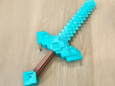 Diamond Sword 1:1 scale