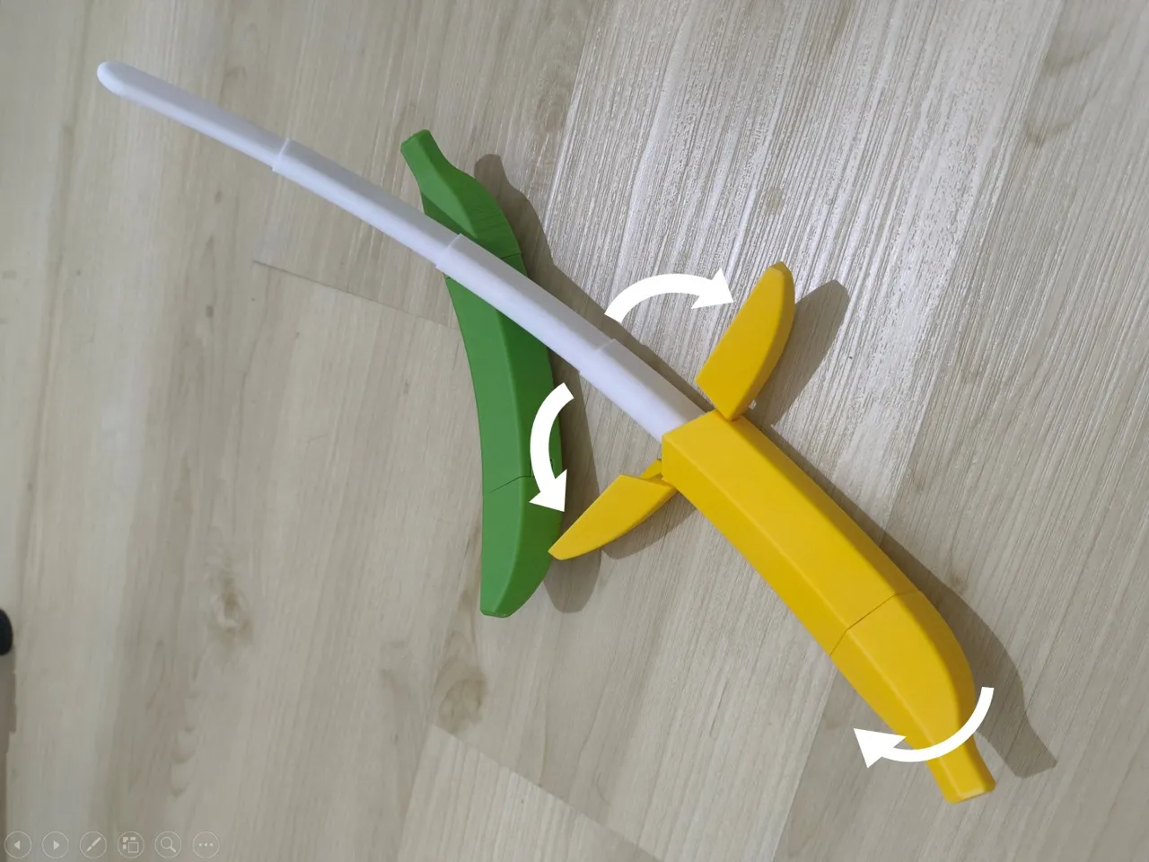 Nanakatana V2 – Twist-to-Open Banana Katana view 3