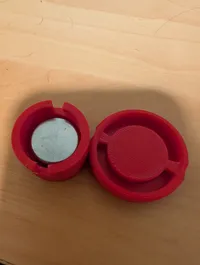 Clé aimantée pour verrou de placard enfant — photo 2